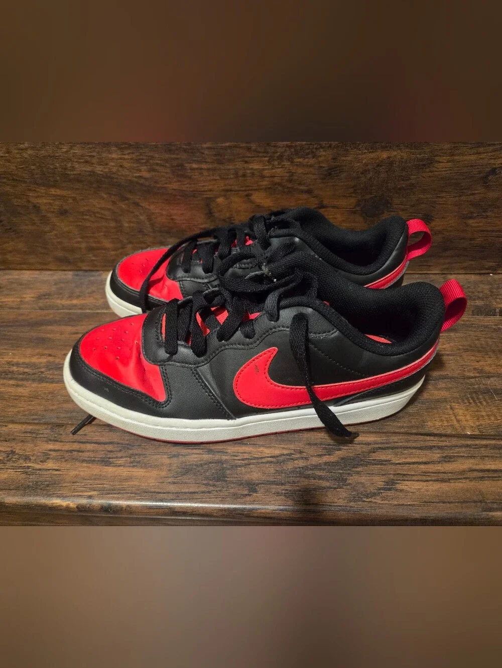 Nike Court Borough 2 Low Bred Youth Size 6Y Sneakers